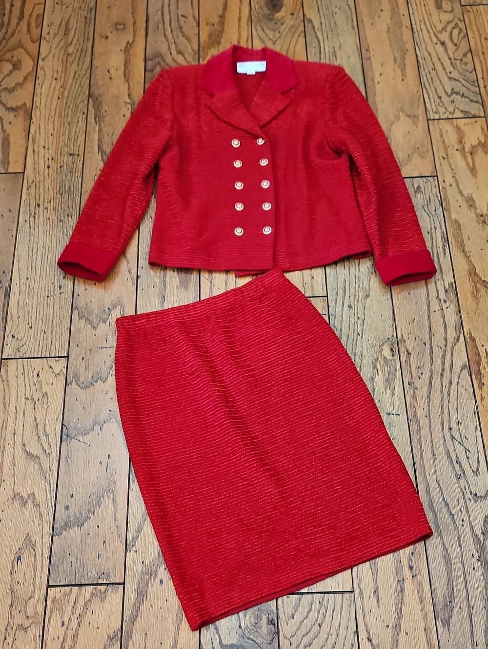 ST.  JOHN COLLECTION By Marie Gray Classic Knit 2 Piece Jacket and Skirt Vintage